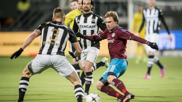 围绕本次美 围绕本次美