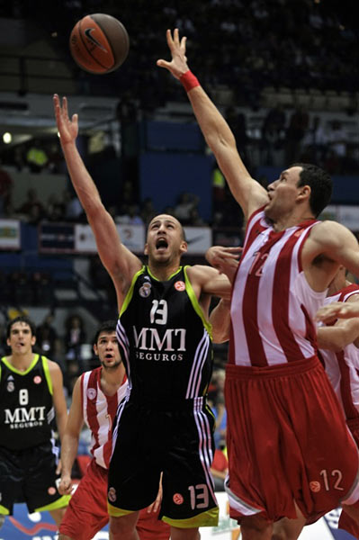 剩一球之差 剩一球之差