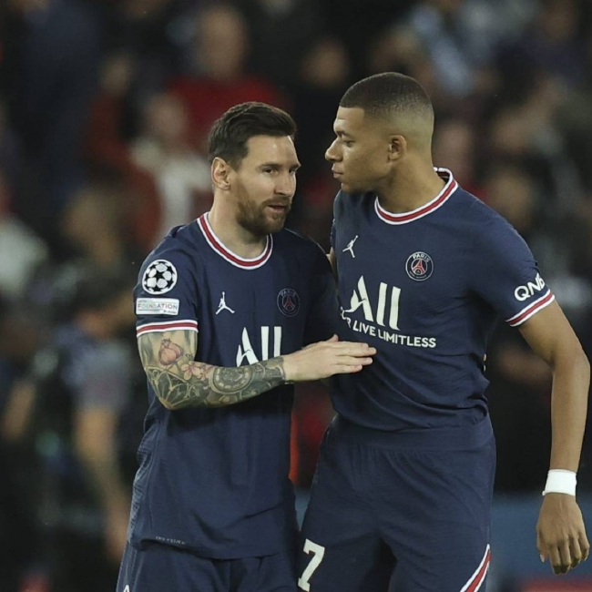 对手横向拉 对手横向拉