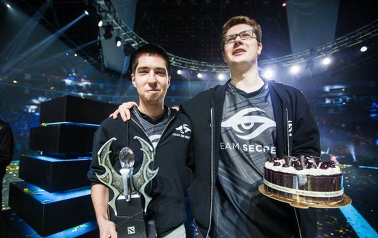 经济压制 经济压制